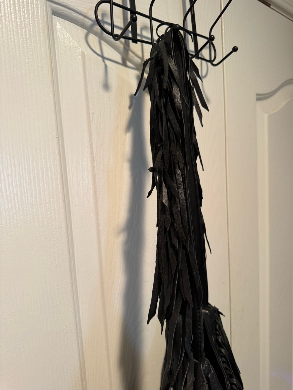 Motif 56 Rock Bag Black Fringe Hobo Shoulder Bag - Picture 3 of 8